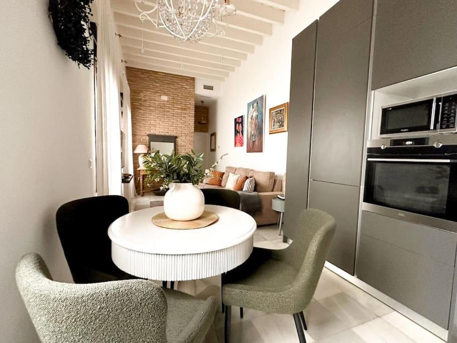 Atico Duplex Triana , Sevilla Exteriör bild